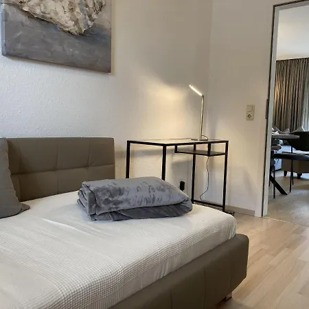 Jacobihof - Muschelsucher *